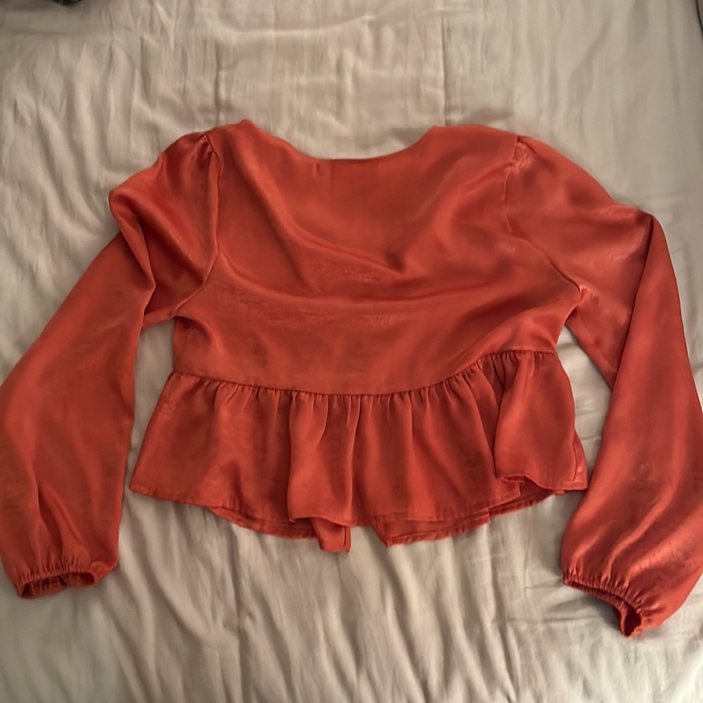 Altar’d State Coral Pink Longe Sleeve Peplum Crop Top — Medium - Picture 2 of 2